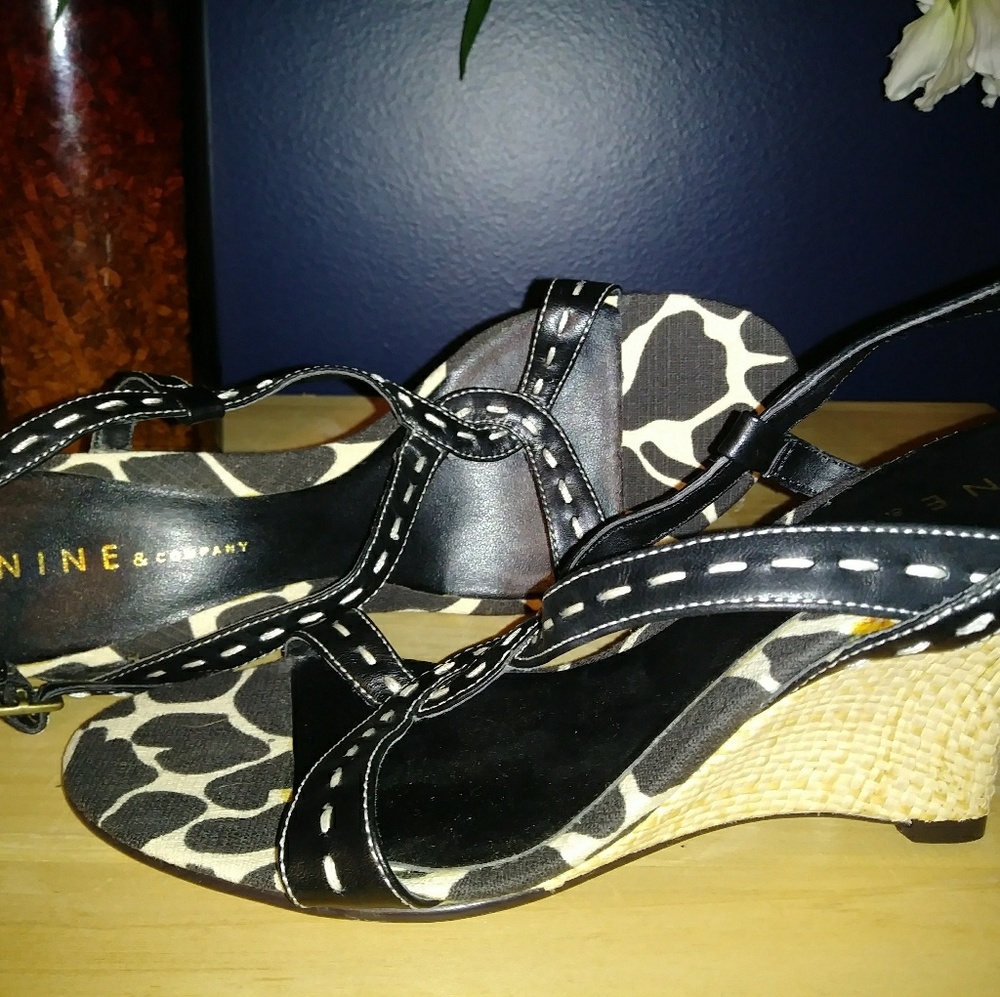 Ladies shoes